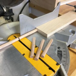 Cutting red oak dowling to length for pegs