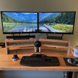 New dual monitor setup with two HP 22 inch monitors that I already had in other areas